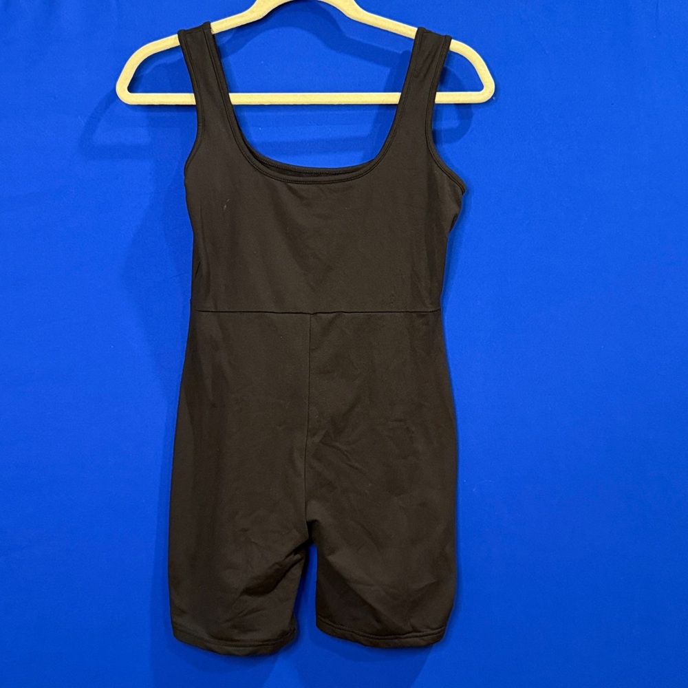 Chic Black Sleeveless Jumpsuit